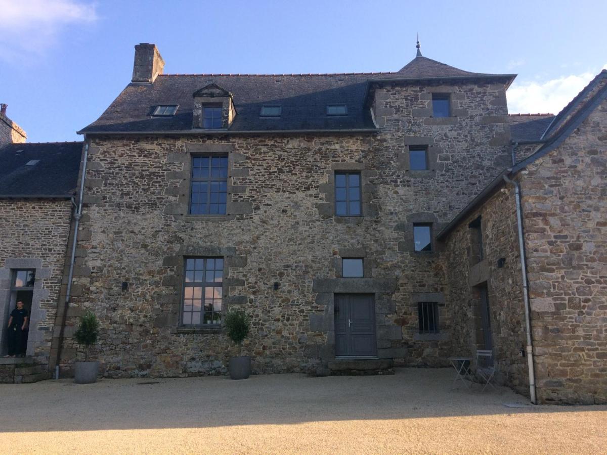 Chambre Independante Au Manoir De La Celinais Cote Cour Saint-Aubin-du-Cormier Kültér fotó